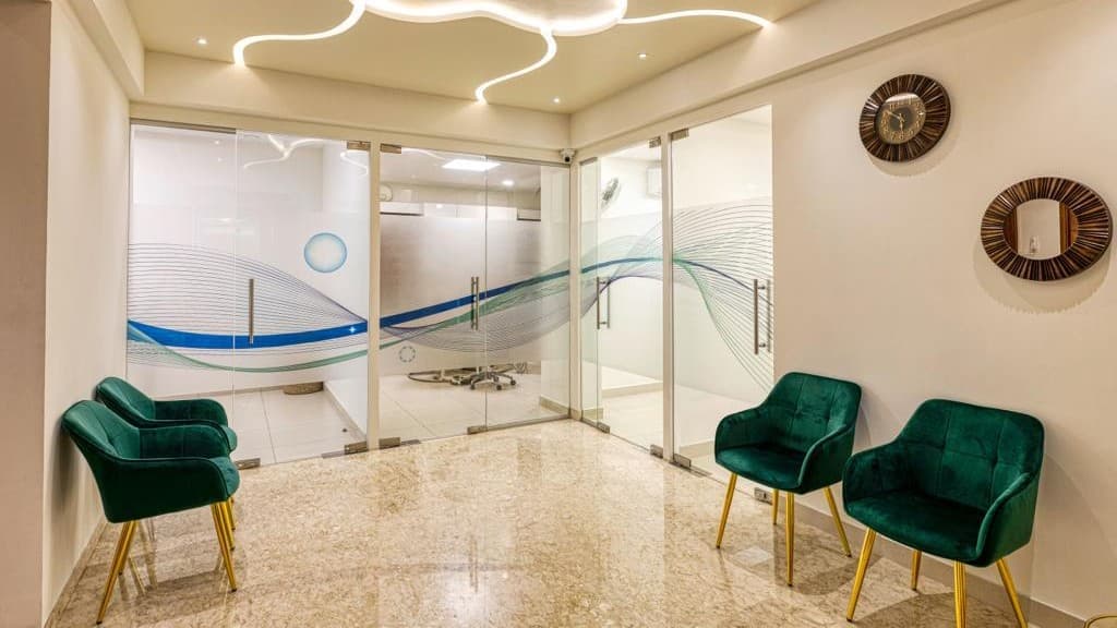 Pearl Dental Clinic Reception Area